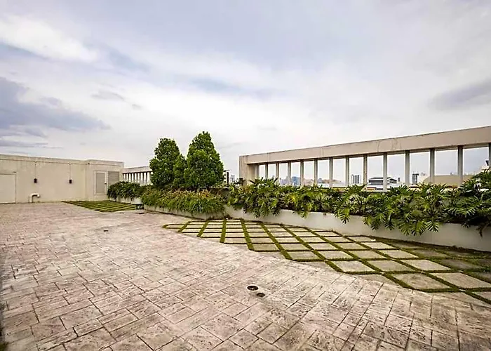 R'holistay Vista Heights Legarda Near Ceu San Beda *